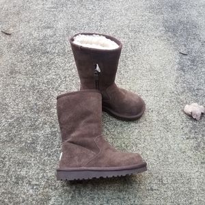 Kids chocolate Uggs lil sunshine boots sz 10